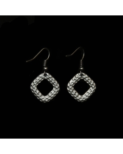 Uhani črni kvadratki SHAGWEAR