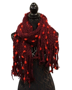 Pleteni šali v temni barvi s pikicami v svetlejši barvi - temno rdeč