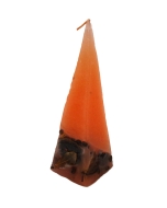 Oranžno-rdeča sveča v obliki piramide, sveča s citrusi, kavo, cimetom dim. 6*6*21