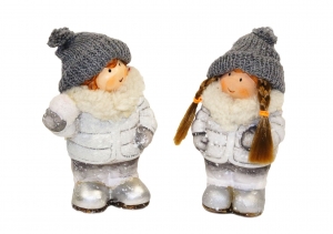 Keramični otrok s pleteno tekstilno kapo